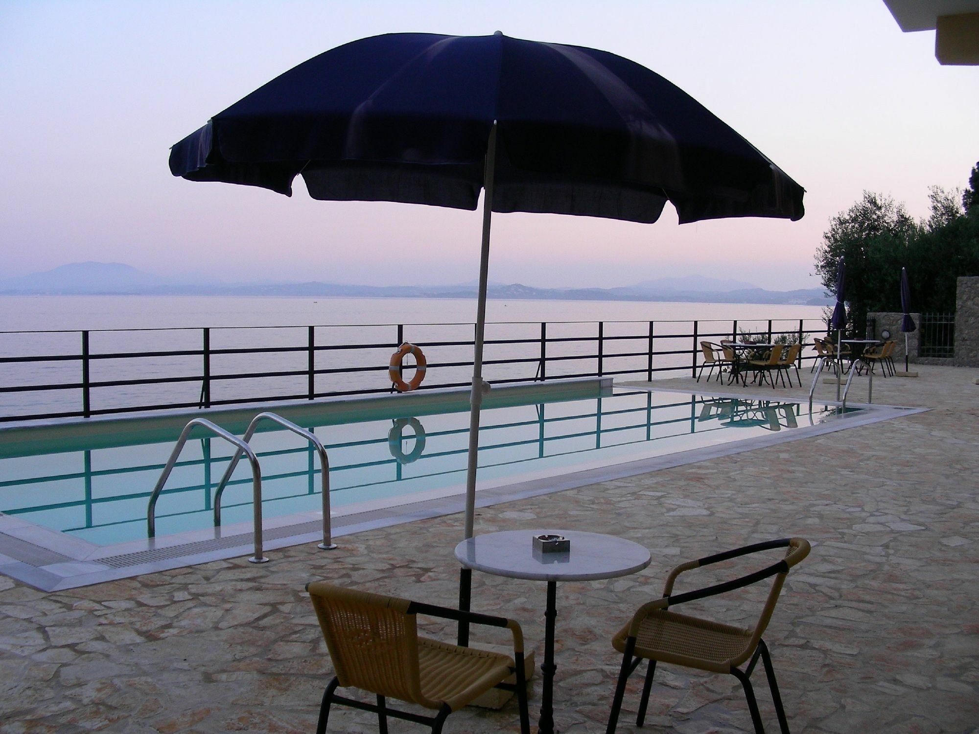 Glyfa Beach Villas برباتي المظهر الخارجي الصورة