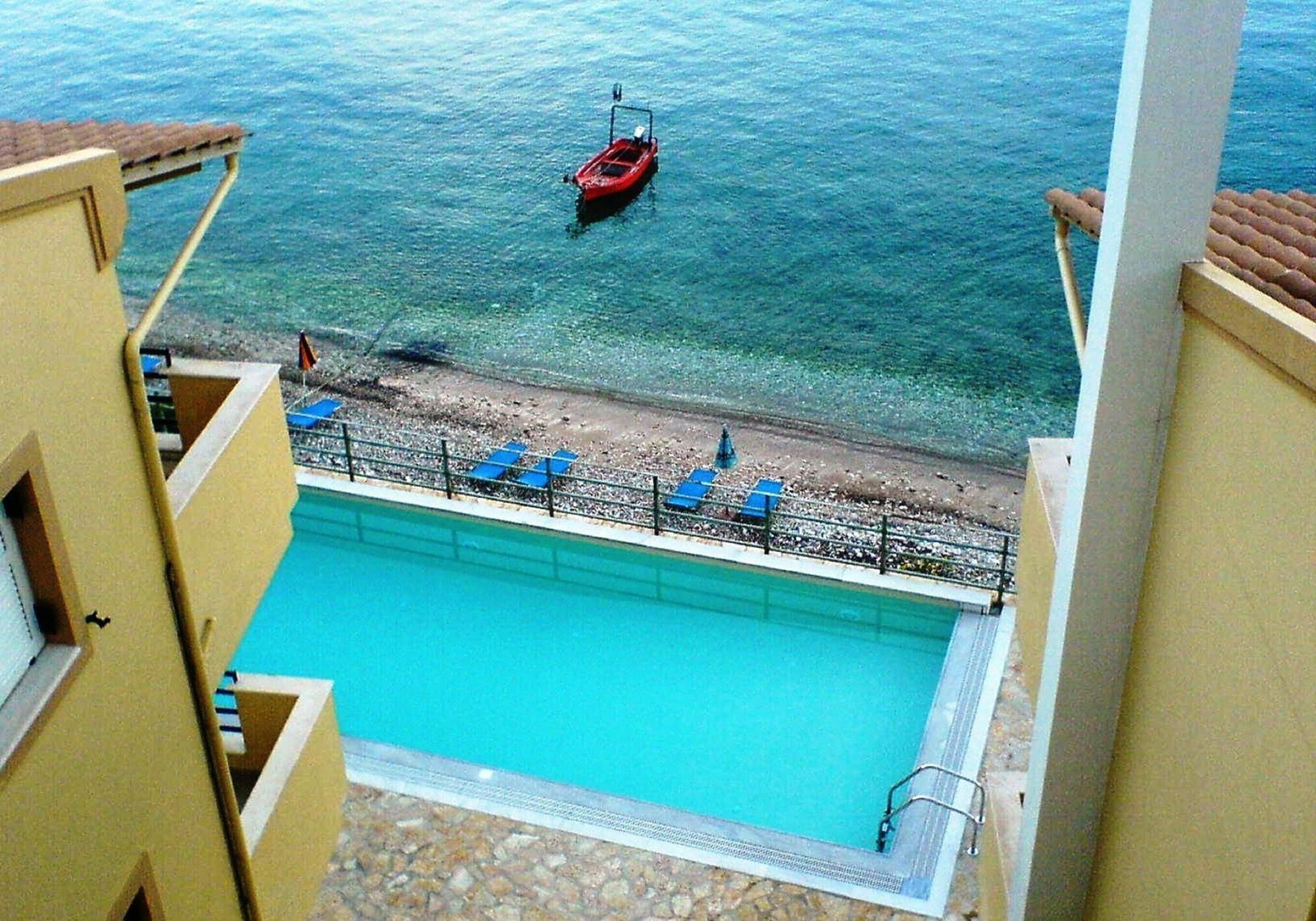 Glyfa Beach Villas برباتي المظهر الخارجي الصورة